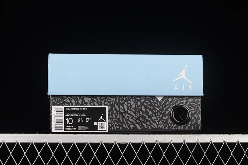 All categories Air Jordan Jordan series basketball shoes Air Jordan 3 foreign trade version Air Jordan 3 UNC AJ3 Joe 3 North Carolina blue white burst blue crack mid-basketball sneakers CT8532-104